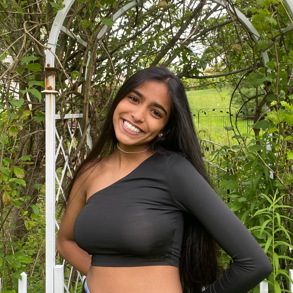 Meet your Posher, Medha